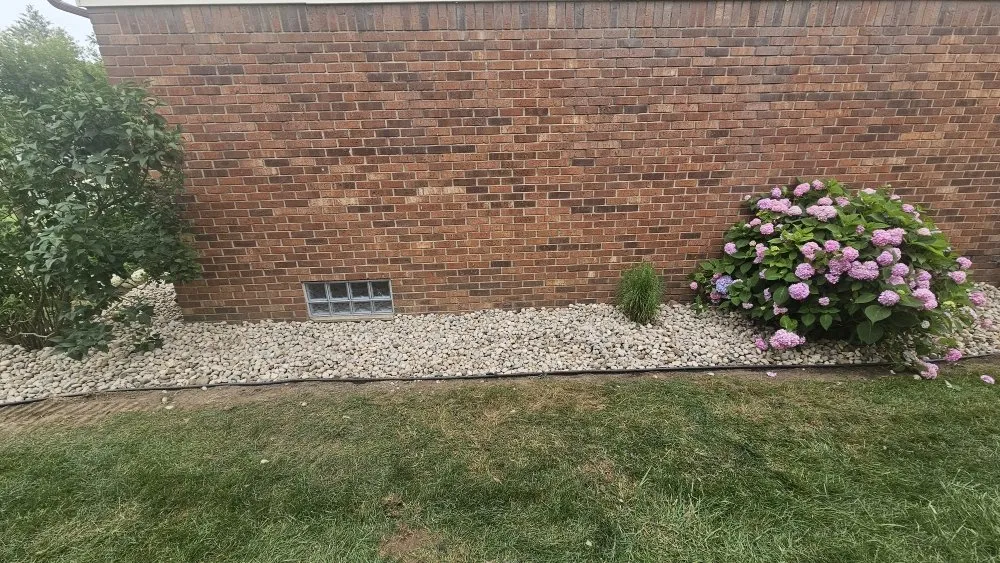 Professional garden landscaping for outdoor upgrades in Shelby Township, MI by Blue Landscaping