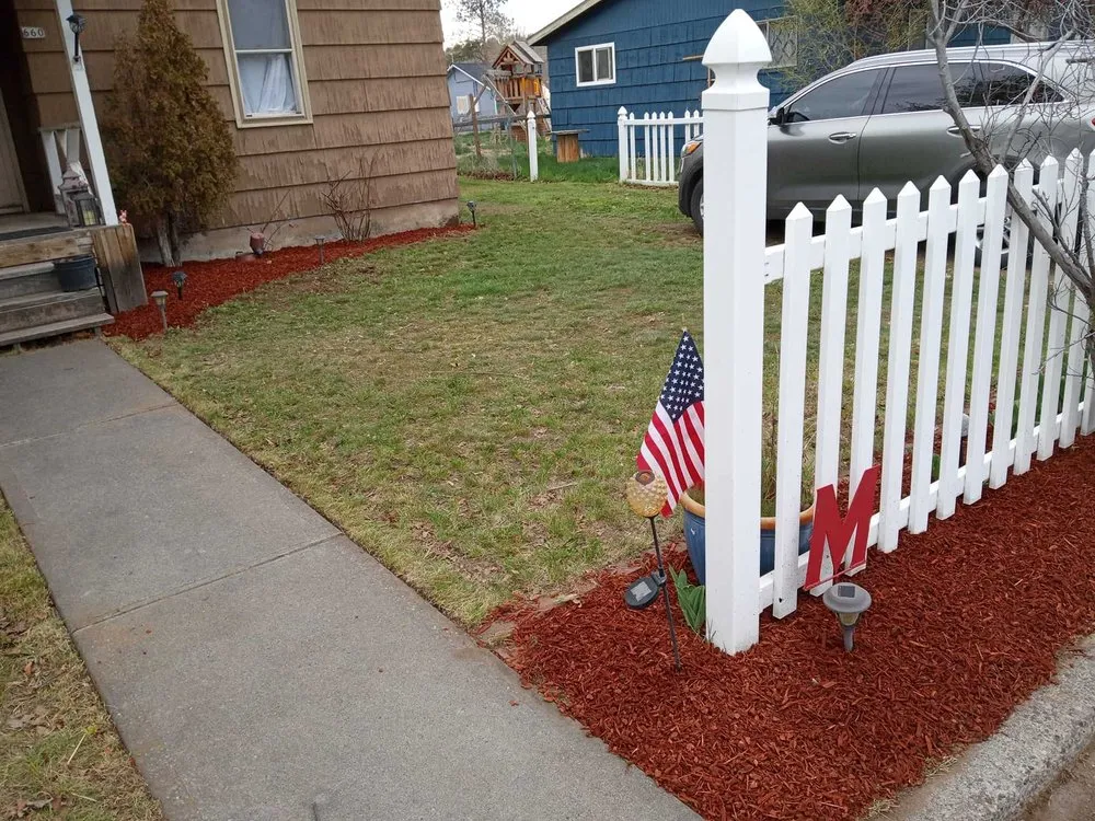 Reliable lawn mowing service in Madras, OR - Blue Leaf Lawn Care