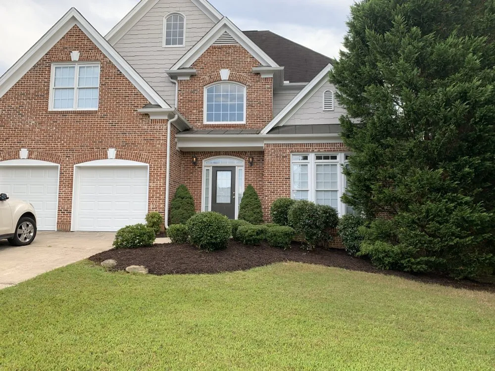 Reliable garden landscaping experts serving Dallas, GA - Blue Line Lawn Care