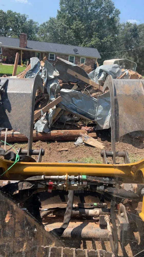 Affordable landscaping services for beautiful yards across Clifton, SC - Blue Line Services