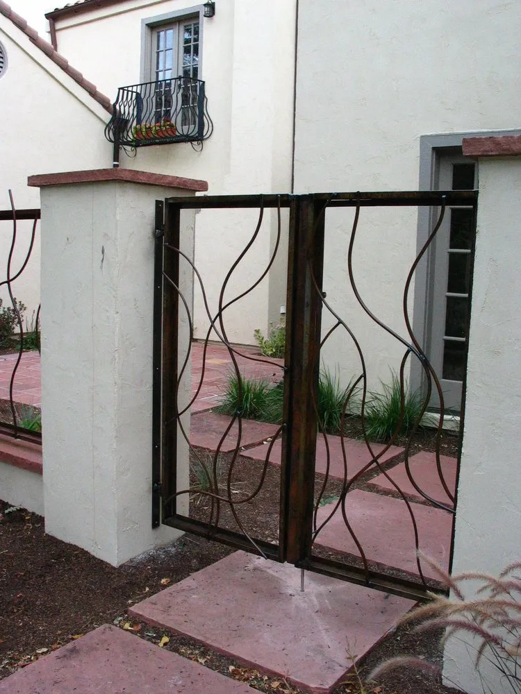 Local lawn mowing service in Denver, CO - Blue Lotus Outdoors