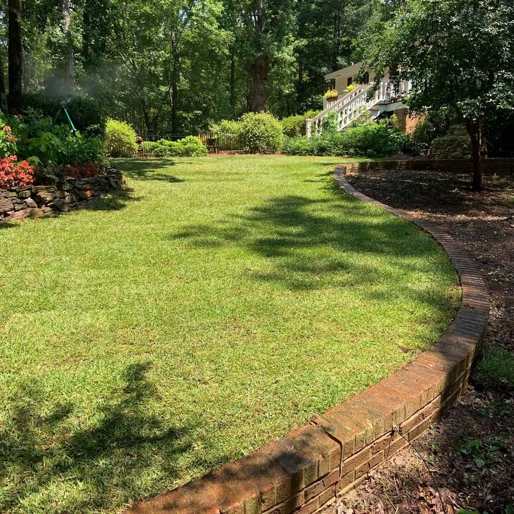 Expert lawn care service experts serving West Columbia, SC - Blue Marlin Landscape
