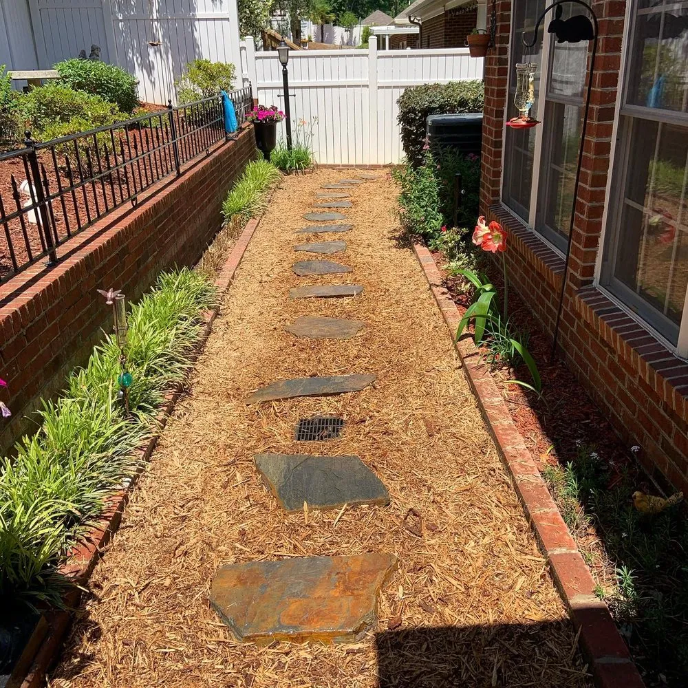 Expert yard cleanup service for year-round maintenance across West Columbia, SC - Blue Marlin Landscape