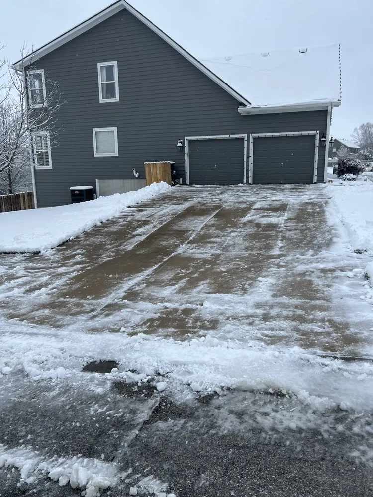 Expert landscape design in Leavenworth, KS - Blue Marlin Outdoor Services