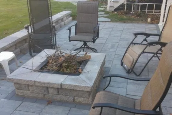 Trusted yard cleanup service experts serving Salem, NH - Blue Mist Hardscape
