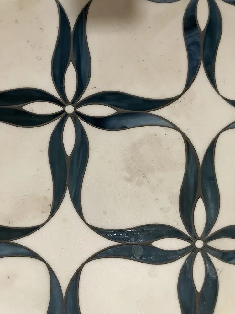 Affordable lawn care service experts serving Seattle, WA - Blue Monkey Painting