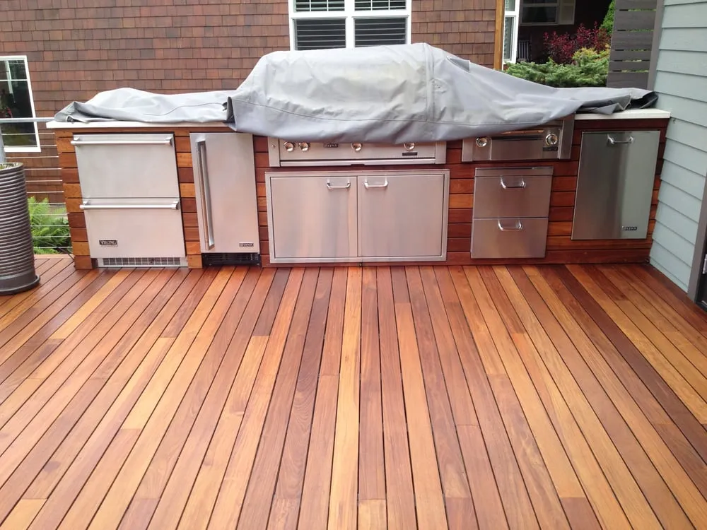 Reliable yard maintenance for year-round maintenance across Seattle, WA - Blue Monkey Painting