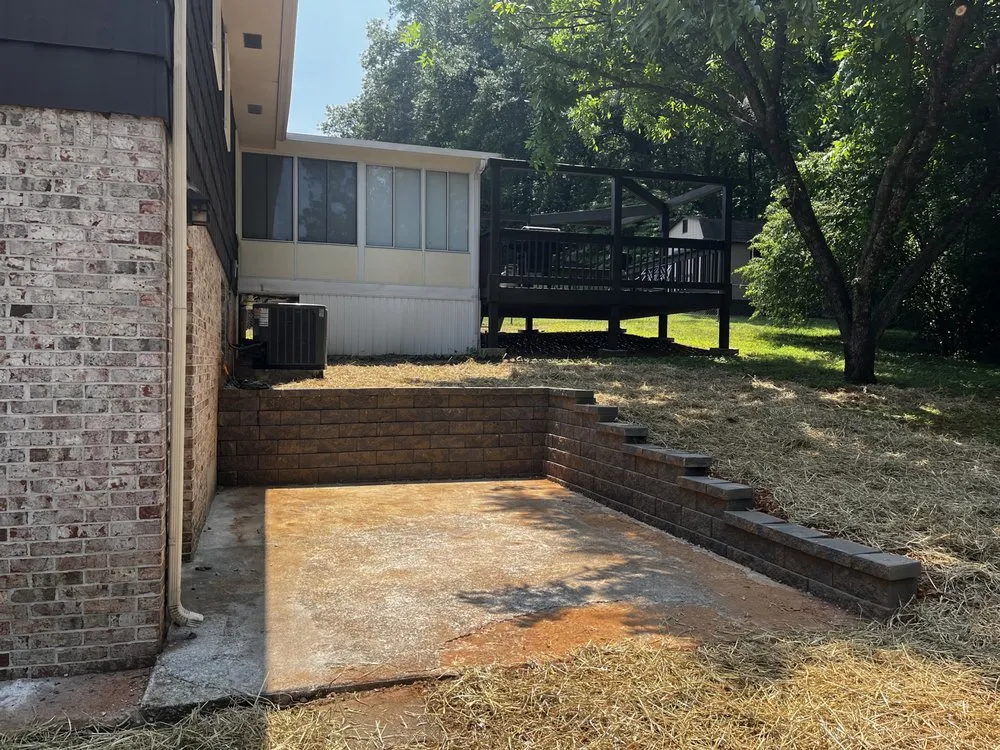 Custom outdoor landscaping in Chattanooga, TN - Blue Mountain Landscape and Excavation