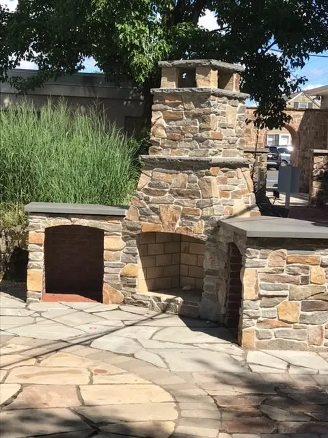 Professional garden landscaping with custom design in Bridgewater, NJ by Blue Mountain Landscaping