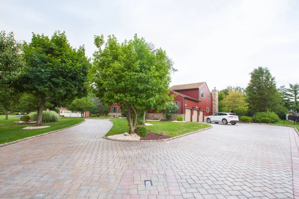 Expert landscaping services in Bridgewater, NJ - Blue Mountain Landscaping