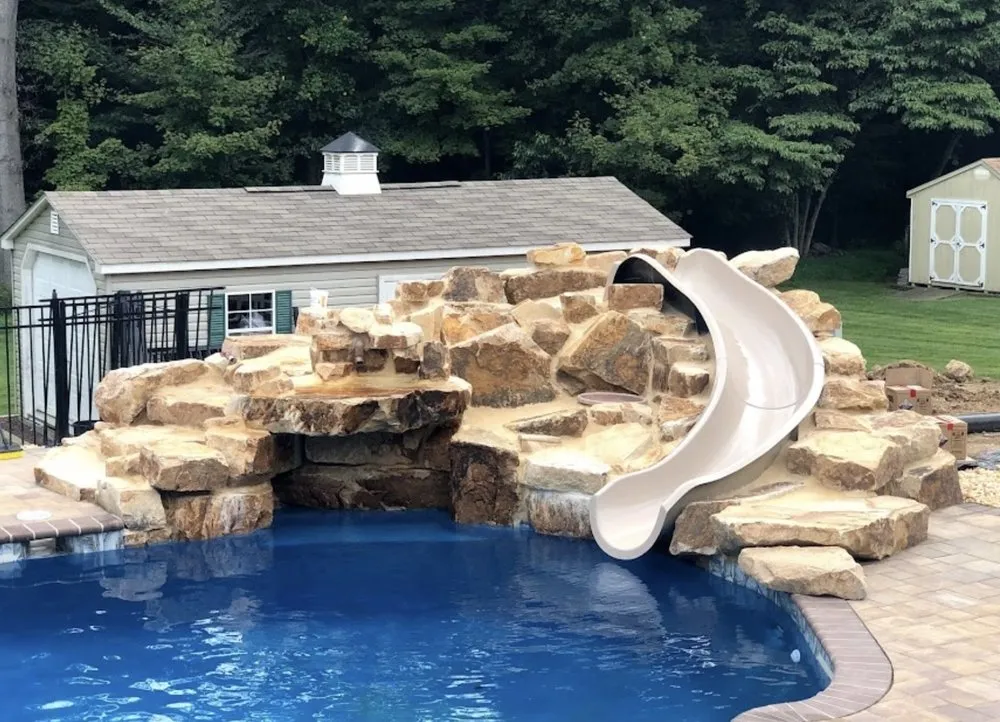 Professional lawn care service in Saddle Brook, NJ - Blue Pine Snow and Landscaping