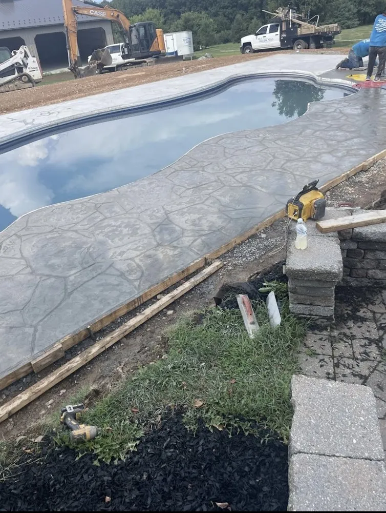 Affordable outdoor landscaping in Saddle Brook, NJ by Blue Pine Snow and Landscaping