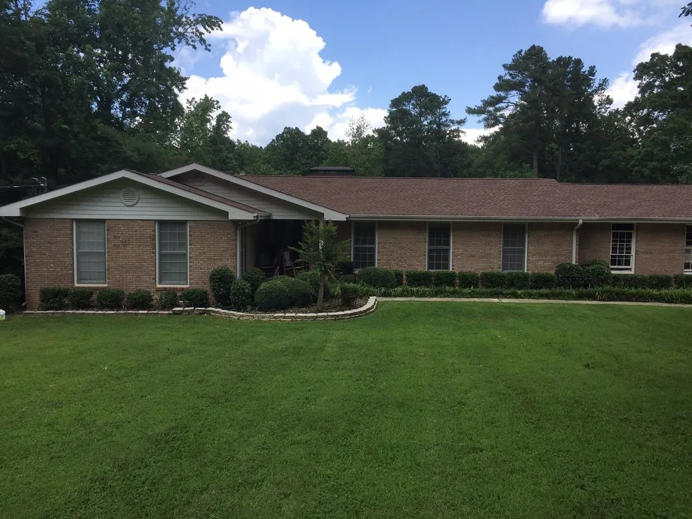 Affordable yard cleanup service in Gainesville, GA - Blue Ribbon Lawn Care