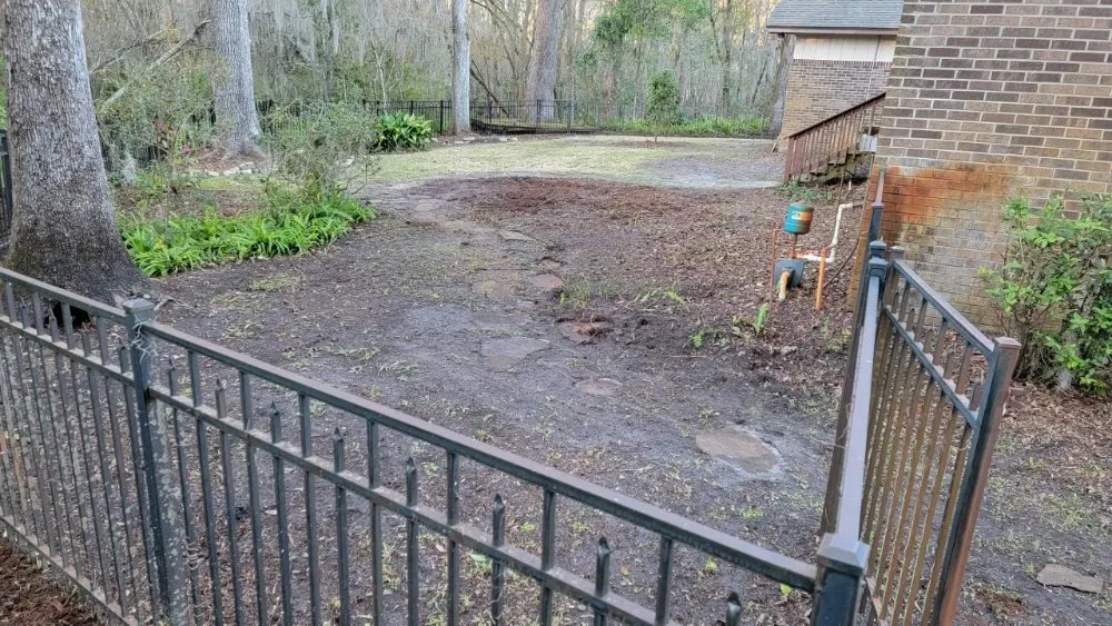 Professional landscape installation for year-round maintenance in Jacksonville, FL by Blue Ridge Landscape & Maintenance