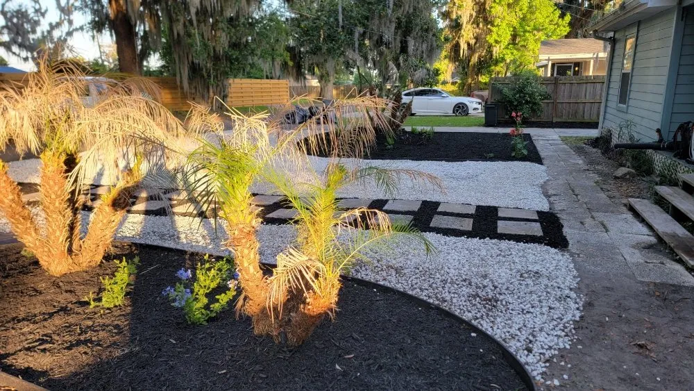 Affordable garden landscaping for beautiful yards across Jacksonville, FL - Blue Ridge Landscape & Maintenance
