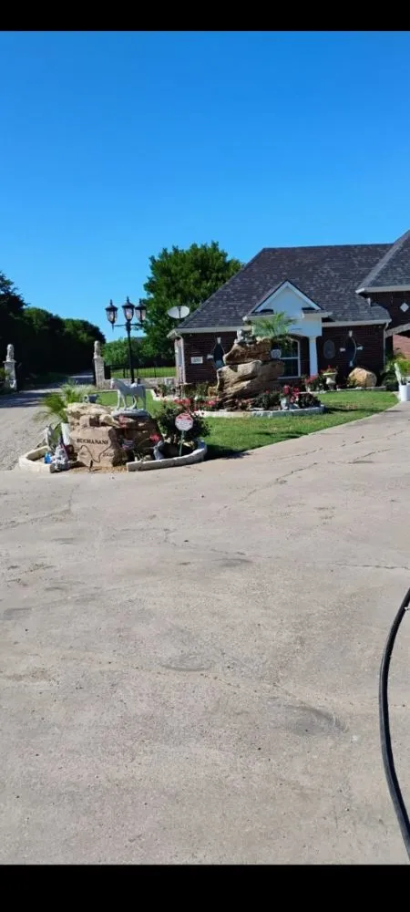 Custom yard cleanup service in Blue Ridge, TX - Blue Ridge Landscape