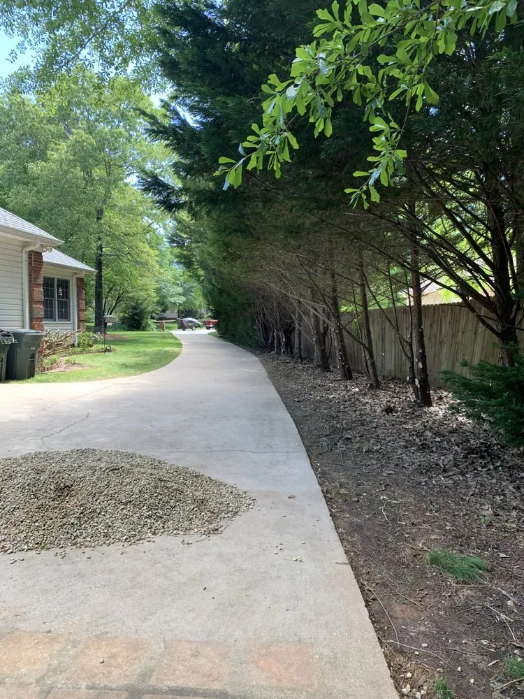 Affordable garden landscaping experts serving Taylors, SC - Blue Ridge Landscape