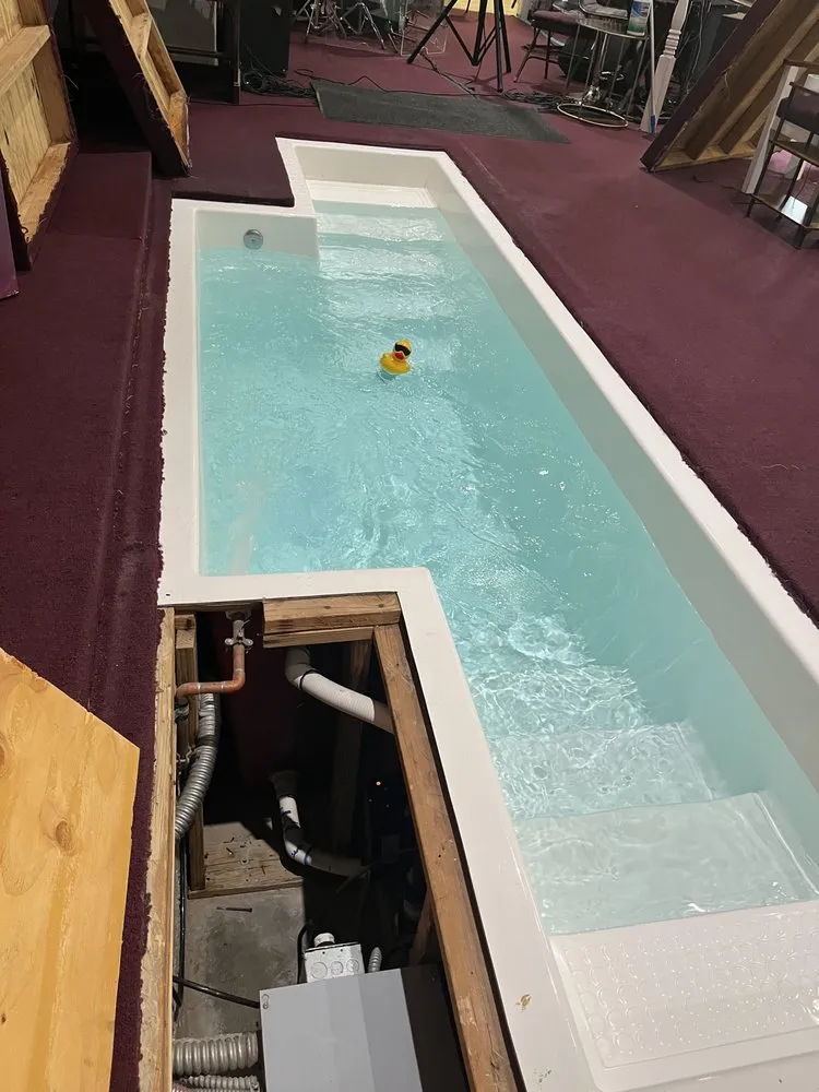 Local landscaping services for year-round maintenance across Hesperia, CA - Blue Ripple Pools Service & Maintenance