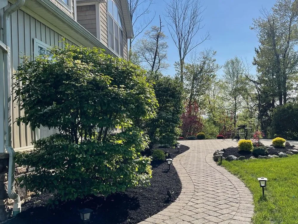 Affordable garden landscaping experts serving Hackettstown, NJ - Blue River Landscaping