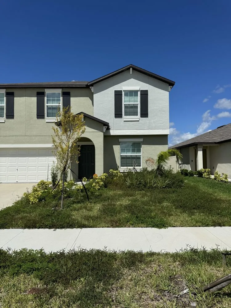 Expert lawn care service in Tampa Bay, FL by Blue Rock Landscape