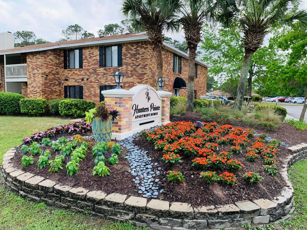 Custom residential landscaping experts serving Pensacola, FL - Blue Sky Landscaping