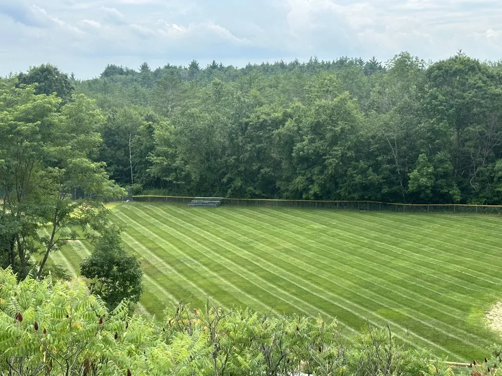 Top-rated yard maintenance in Raymond, NH - Blue Sky Landscaping