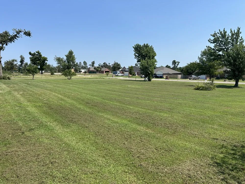 Top-rated residential landscaping for year-round maintenance in Choctaw, OK by Blue Sky Landworks