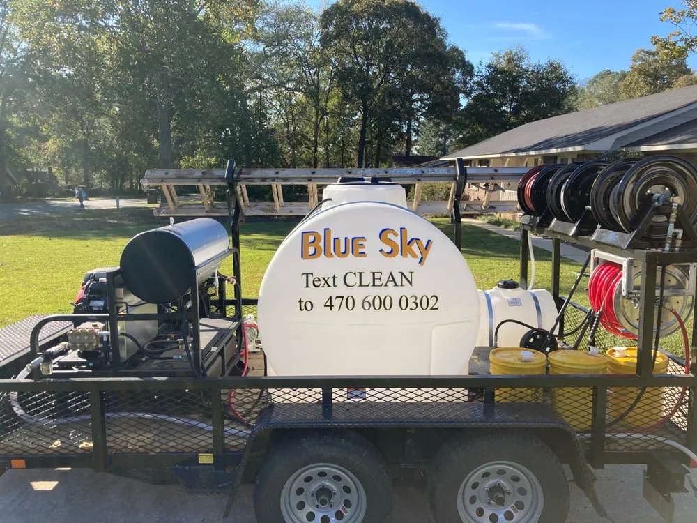 Top-rated yard cleanup service for year-round maintenance across Alpharetta, GA - Blue Sky Pro Wash