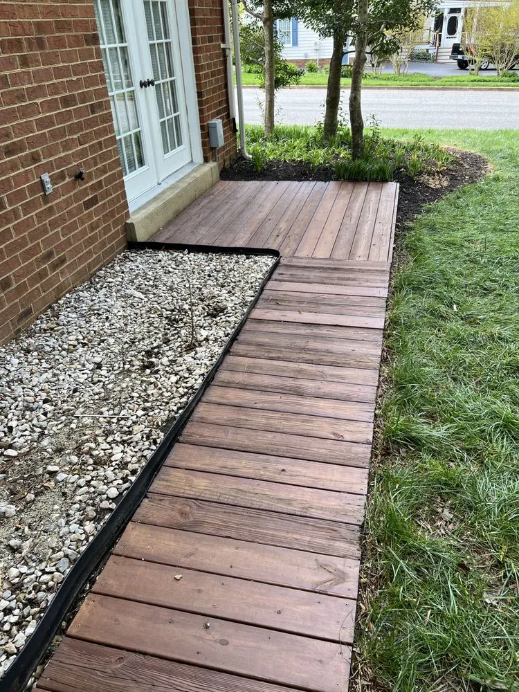 Top-rated outdoor landscaping for beautiful yards in Ridge, VA by Blue Sky
