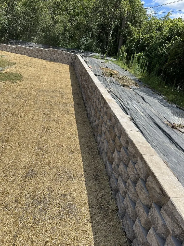 Professional yard maintenance experts serving Milwaukee, WI - Blue Star Landscaping & Construction