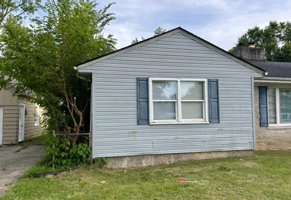 Reliable garden landscaping experts serving Fort Wayne, IN - Blue Star Maintenance