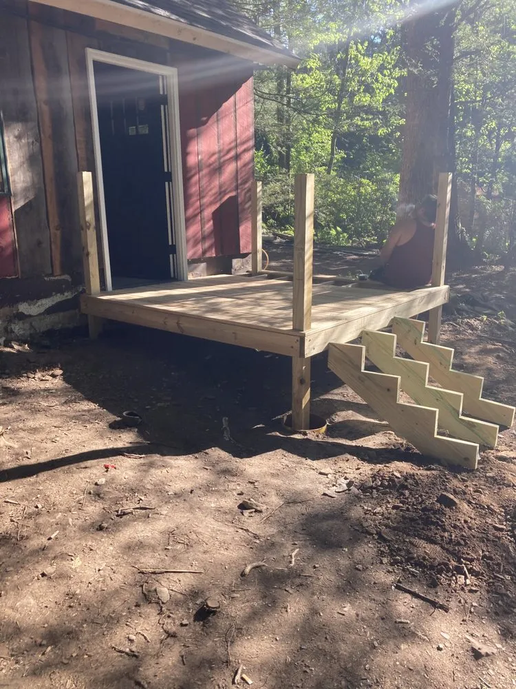 Custom outdoor landscaping experts serving Hunlock Creek, PA - Blue Steel Construction and Landscaping
