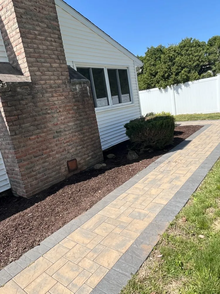 Reliable yard maintenance in North Haven, CT - Blue Trail Lawn Care