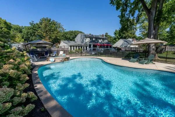 Blue Tree Landscaping