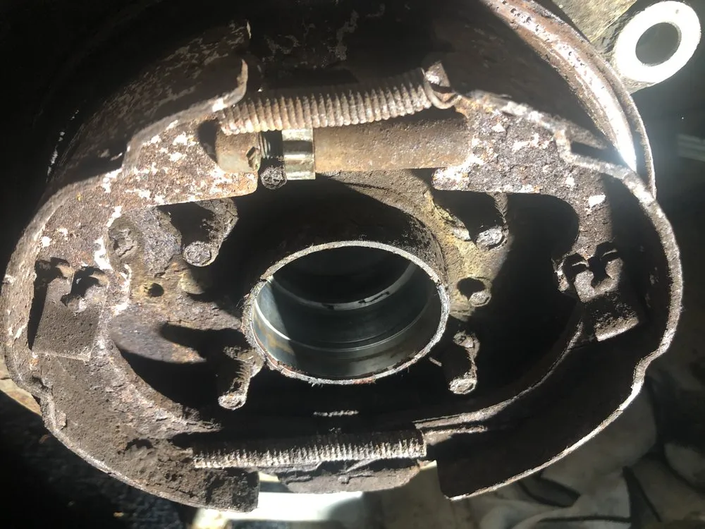 Top-rated landscaping services in Donna, TX by Blue Valley Lawn Service & Trailer Rentals