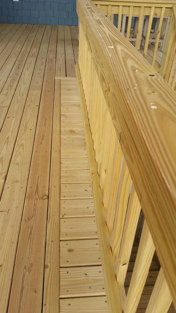 Expert yard maintenance in Cantonment, FL by Blue Water Construction & Landscaping