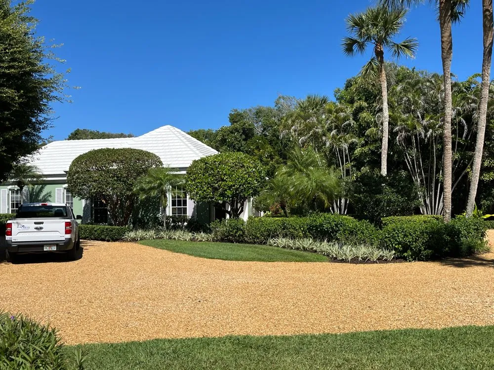 Local yard cleanup service in Hobe Sound, FL - Blue Water Landscape