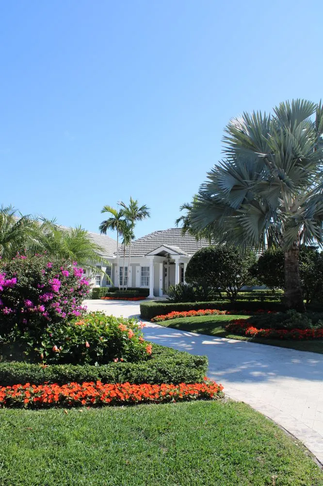 Affordable yard maintenance in Hobe Sound, FL - Blue Water Landscape