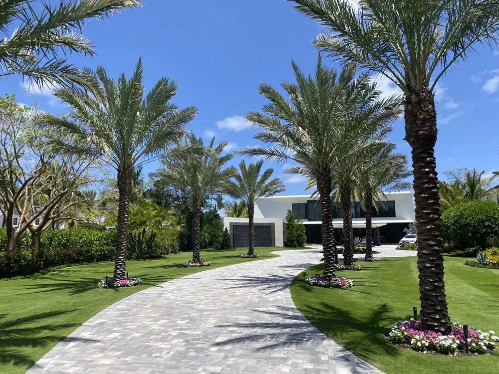 Reliable landscaping services in Hobe Sound, FL by Blue Water Landscape
