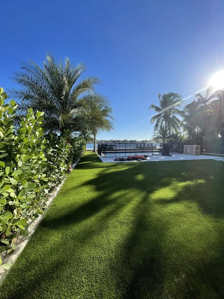 Expert garden landscaping for beautiful yards across Kendale Lakes, FL - Bluebird landscaping