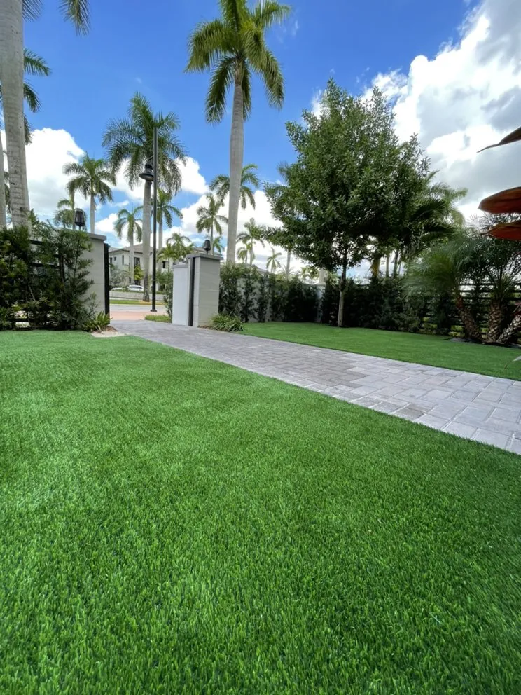 Affordable landscape installation for homes in Kendale Lakes, FL by Bluebird landscaping
