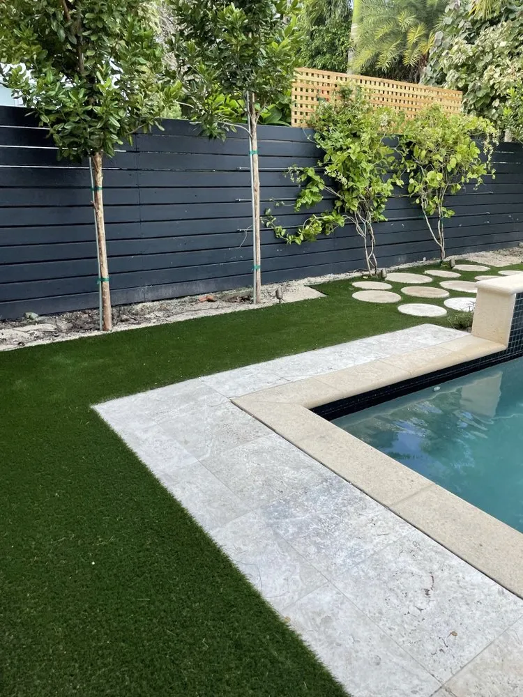 Trusted yard maintenance in Kendale Lakes, FL by Bluebird landscaping