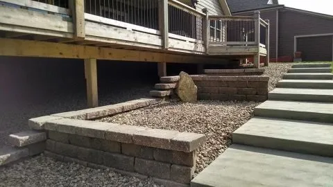 Custom residential landscaping for homes in Mission, KS by Bluebird Outdoors