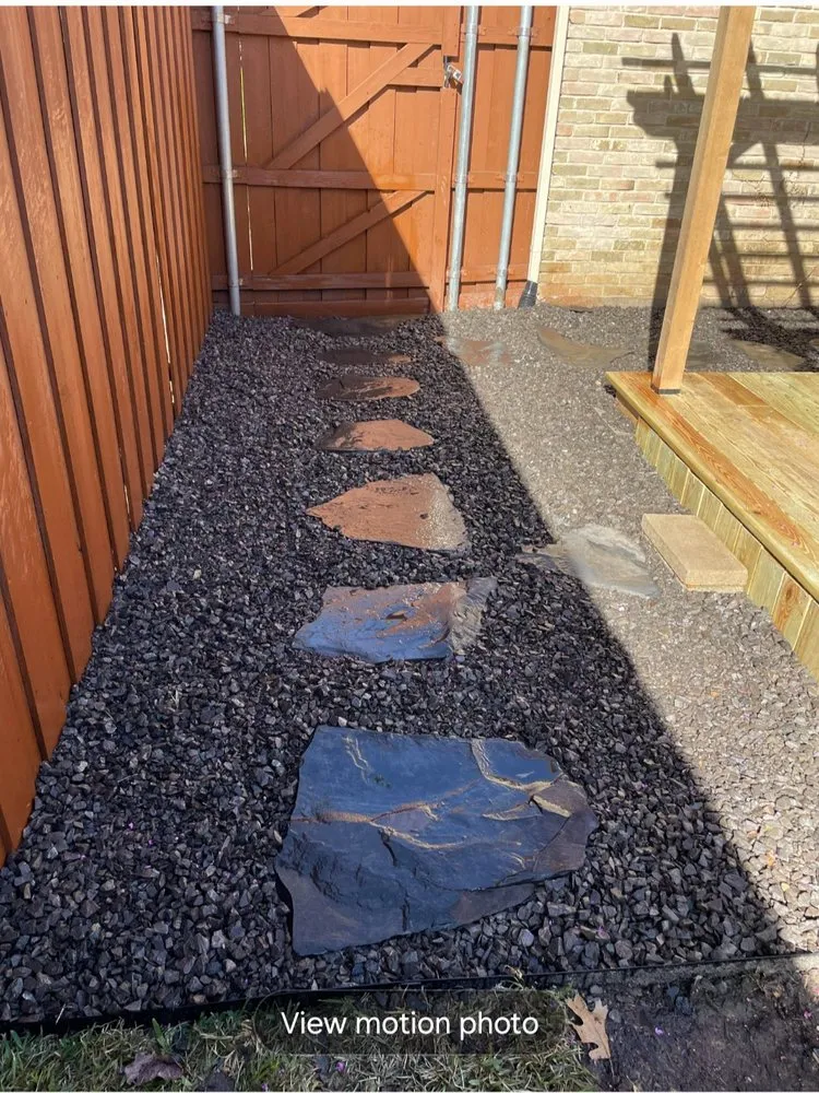 Affordable landscaping services experts serving Richardson, TX - Bluebonnet Gardens Lawn Care Service