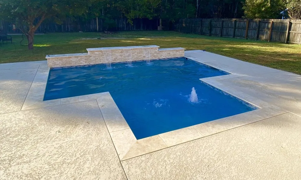 Affordable yard cleanup service in Beaumont, TX - BlueFin Pools
