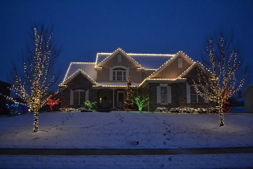 Custom yard cleanup service with custom design across Canton, OH - Bluegrass