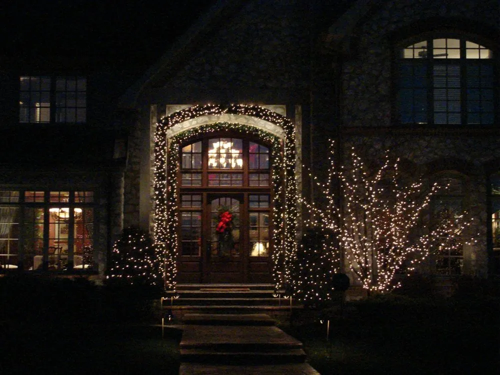 Custom garden landscaping for beautiful yards across Canton, OH - Bluegrass