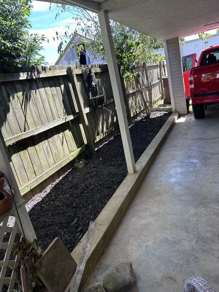 Expert yard cleanup service in Louisville, KY - Bluegrass Elite Lawns