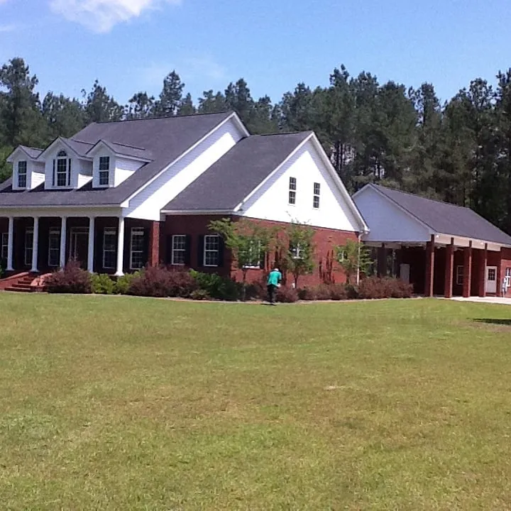 Top-rated landscaping services experts serving Savannah, GA - Bluegrass Landscape Maintenance