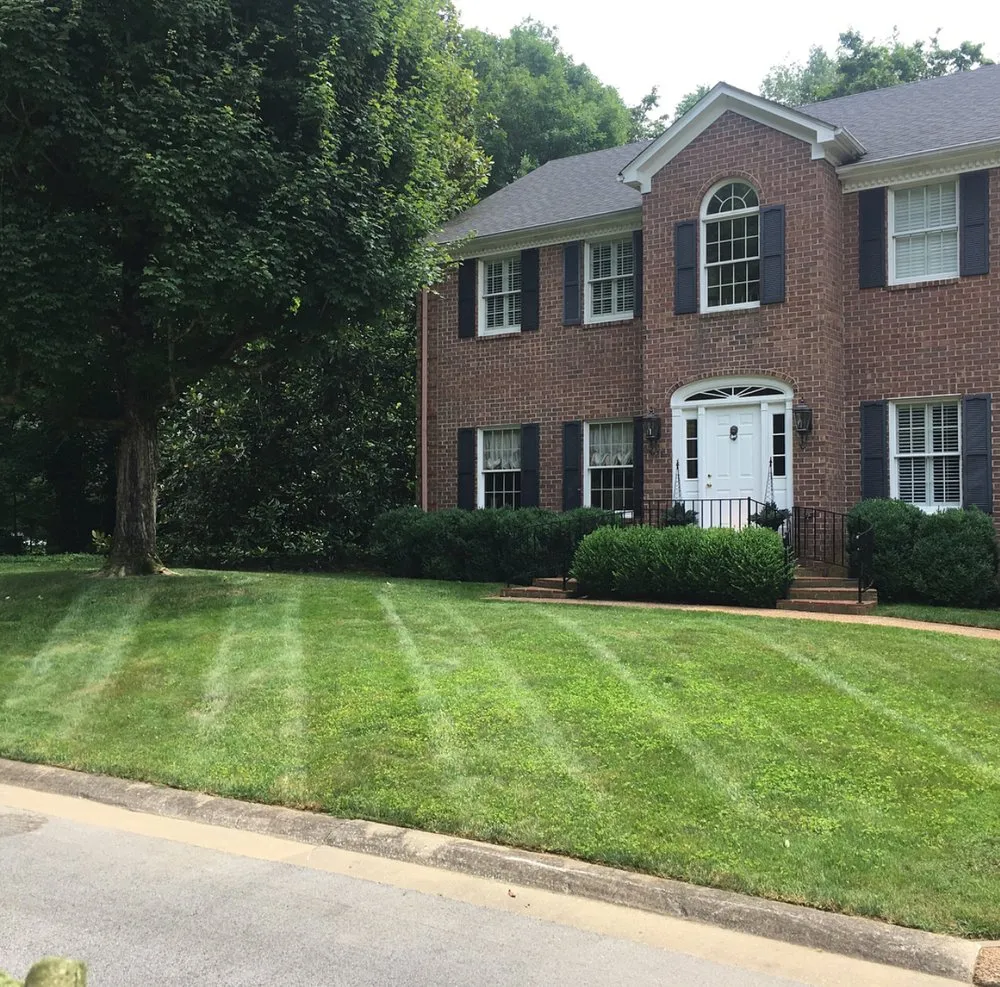 Top-rated outdoor landscaping in Glasgow, KY - Bluegrass Lawn Services